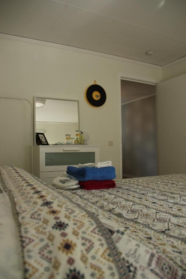 Private Room For Rent In A Villa With Garden View Эльмхульт Экстерьер фото